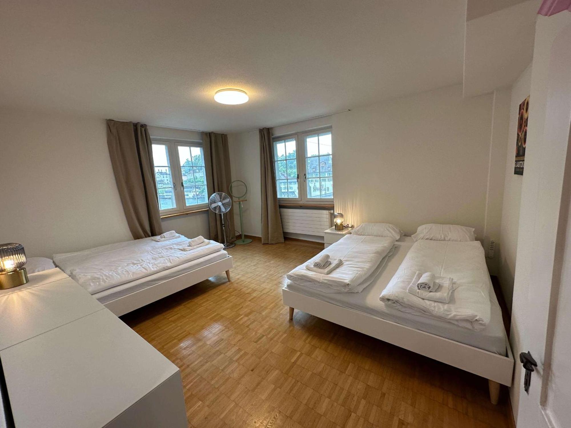 Hitrental Limmatquai Apartment Цюрих Екстер'єр фото